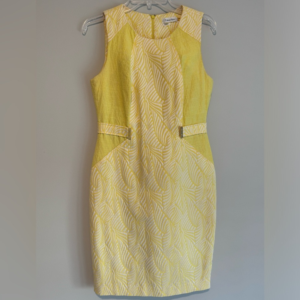 Calvin Klein Sleeveless Textured Yellow Dress - size 8